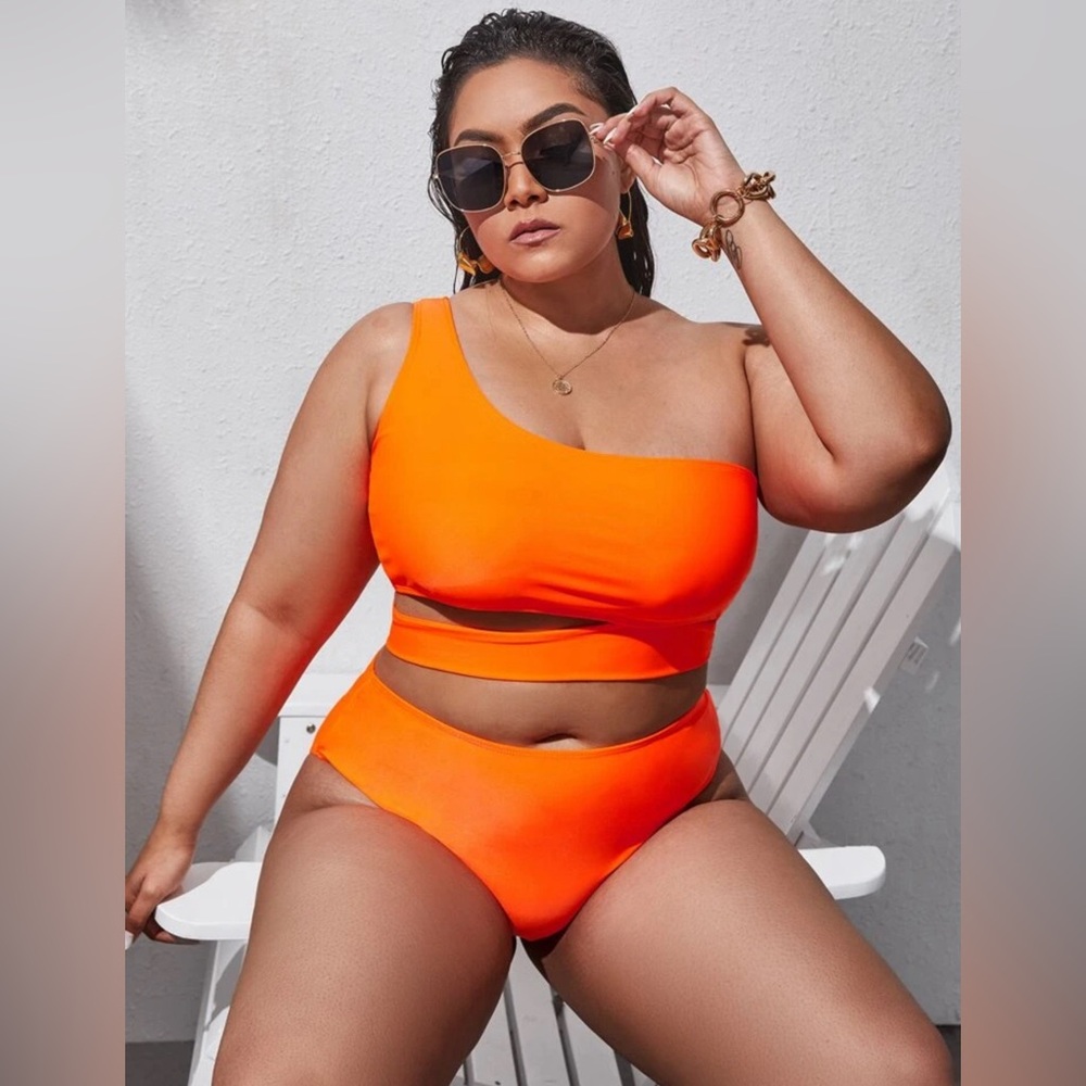 Swim Curve Summer Beach Plus Bikini Set🔥